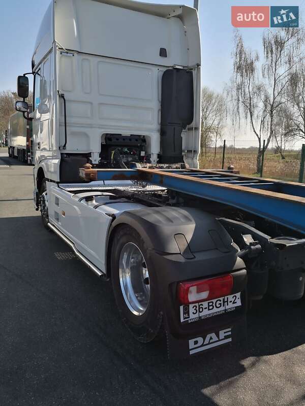Тягач DAF XF 106 2015 в Одессе