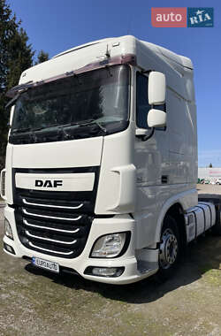 Тягач DAF XF 106 2015 в 