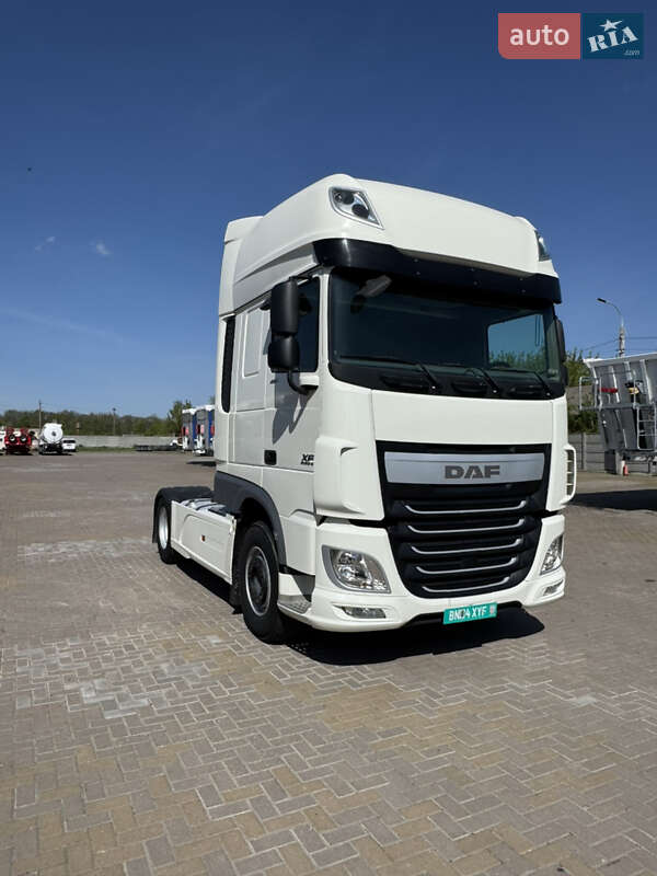 Тягач DAF XF 106 2015 в Виннице