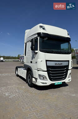Тягач DAF XF 106 2015 в 