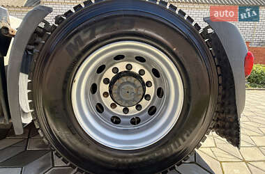 Тягач DAF XF 106 2015 в 