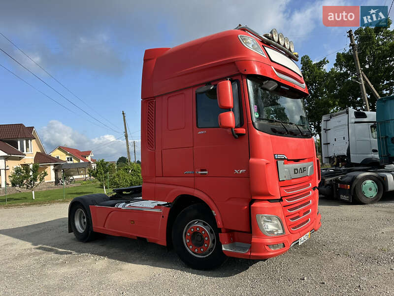Тягач DAF XF 106 2017 в 
