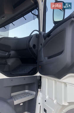 Тягач DAF XF 106 2015 в 