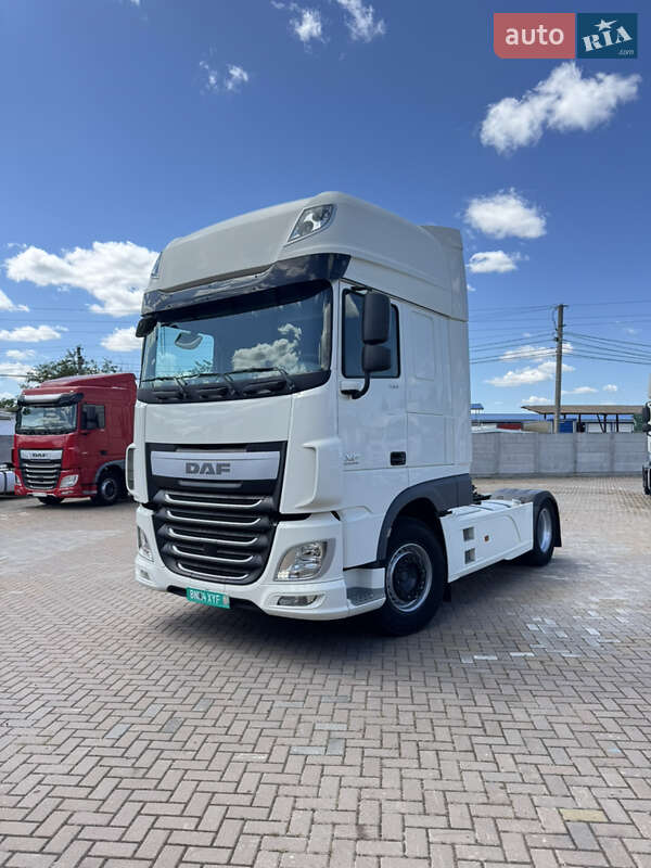 Тягач DAF XF 106 2015 в Виннице