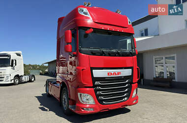 Тягач DAF XF 106 2017 в 