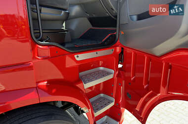 Тягач DAF XF 106 2017 в 