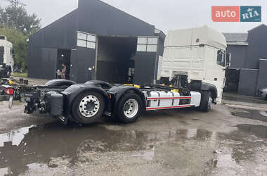 Контейнеровоз DAF XF 106 2020 в 