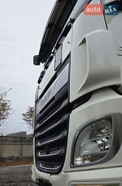 Тягач DAF XF 106 2018 в 
