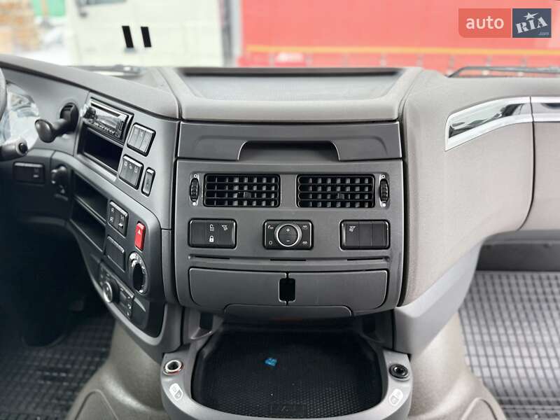 Тягач DAF XF 106 2017 в Ровно