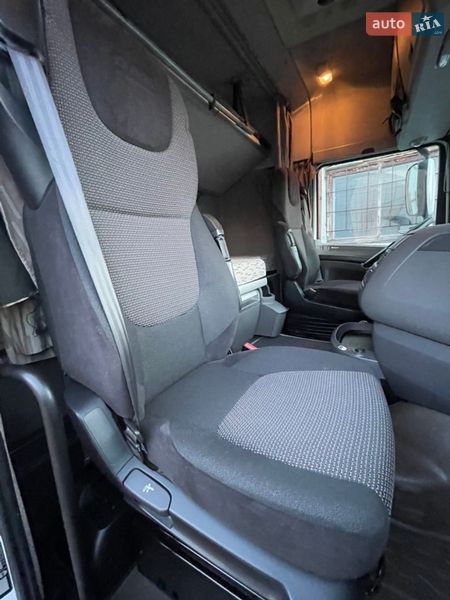 Тягач DAF XF 106 2014 в Ровно