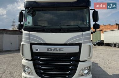 Тягач DAF XF 106 2015 в Шептицькому