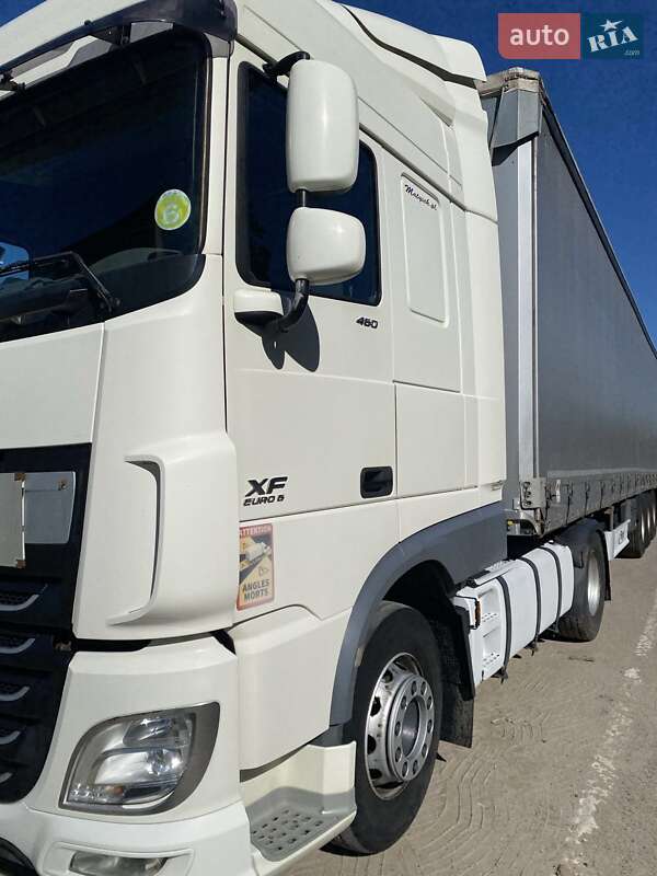 Тягач DAF XF 460 FT 2015 в Львове