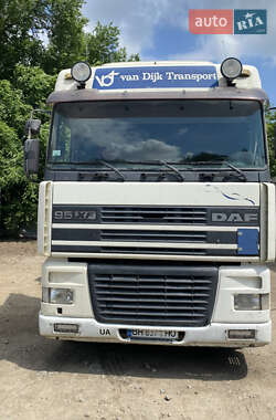 Тягач DAF XF 95.430 1998 в Арцизові