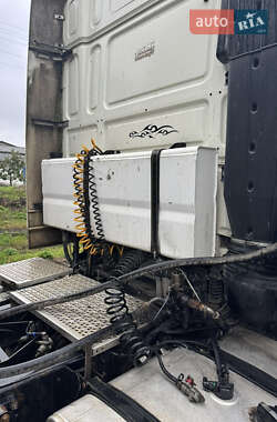 Тягач DAF XF 95.480 2002 в 