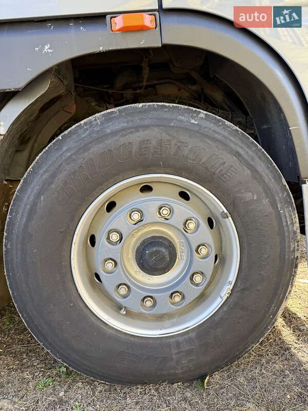 Цистерна DAF XF 95.480 2001 в Черновцах