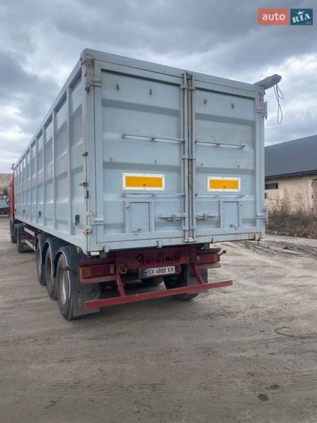 Зерновоз DAF XF 95.480 2004 в Городке