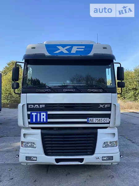 Тентованый DAF XF 95 2006 в 