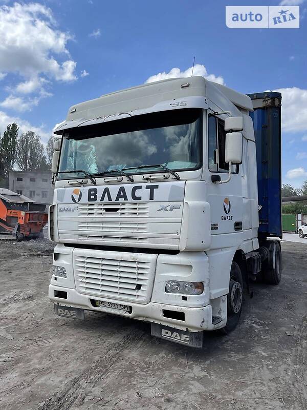 Тягач DAF XF 95 2005 в Днепре