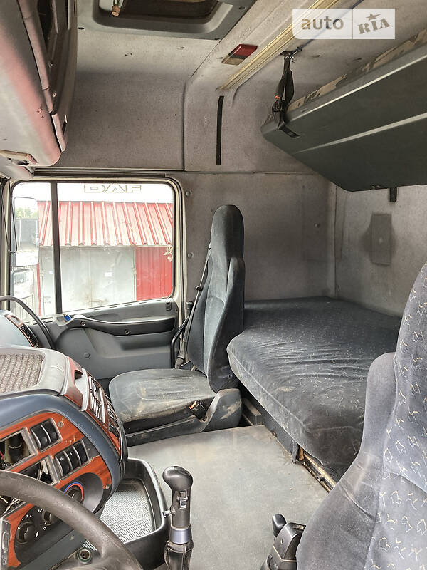 Тягач DAF XF 95 2001 в Кривом Роге