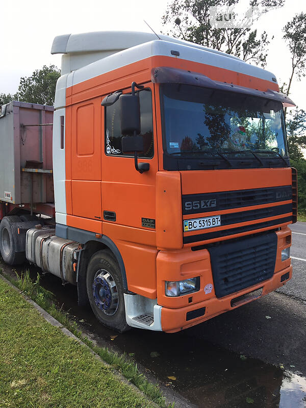 Тягач DAF XF 95 2001 в Львове