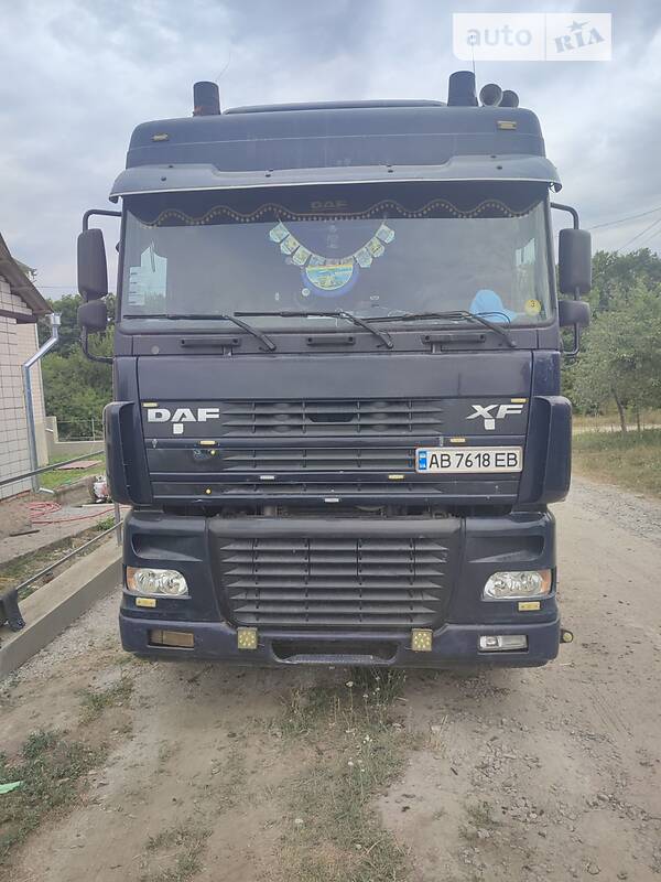 Тягач DAF XF 95 2003 в Вінниці