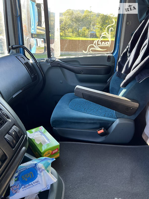 Контейнеровоз DAF XF 95 2004 в Тячеве фото 7 Контейнеровоз DAF XF 95 2004 в Тячеве