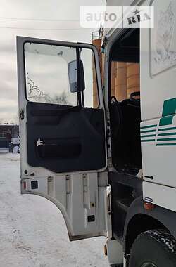 Тягач DAF XF 95 2002 в 