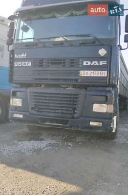Тягач DAF XF 95 2001 в 