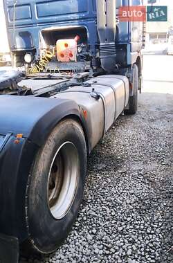 Тягач DAF XF 95 2001 в 