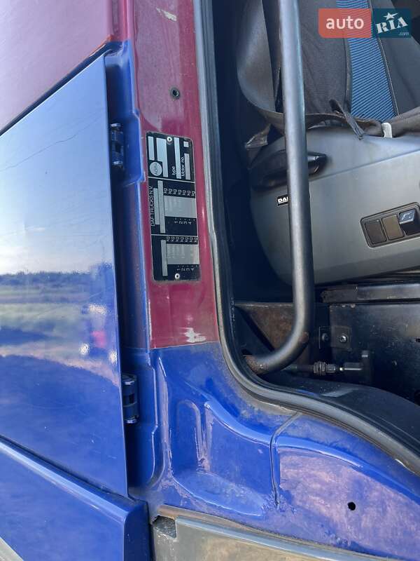 Тягач DAF XF 95 2000 в Вінниці