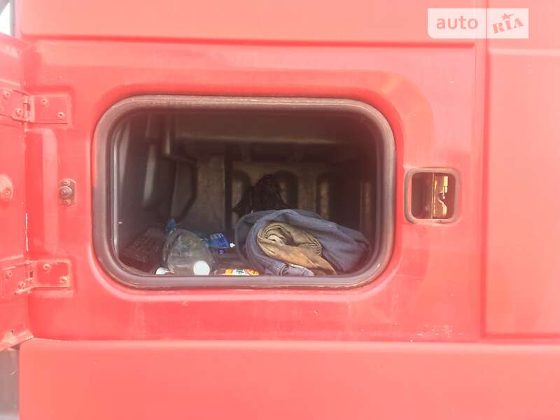 Інші вантажівки DAF XF 95 2000 в Славуті