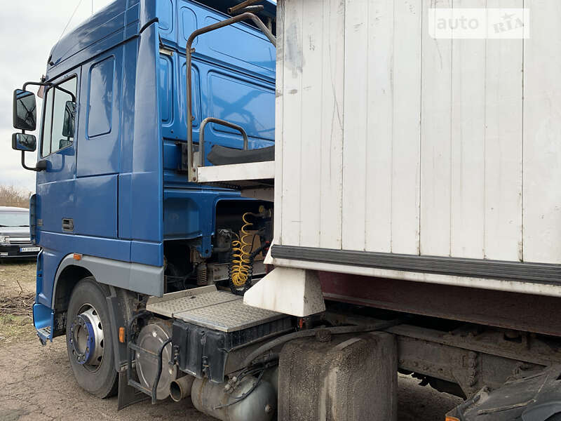 Зерновоз DAF XF 95 2006 в Киеве