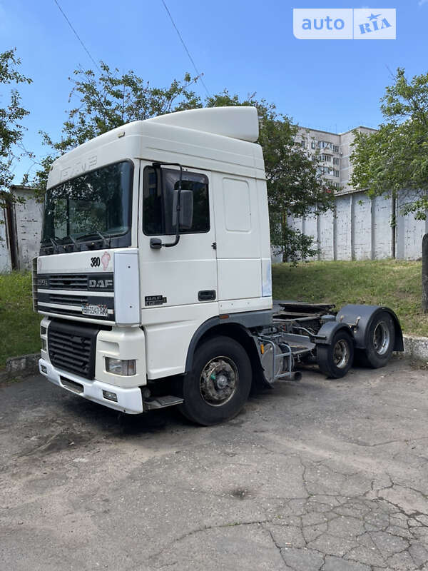 Тягач DAF XF 95 1998 в Чорноморську