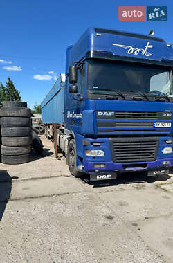 Тягач DAF XF 95 2004 в 