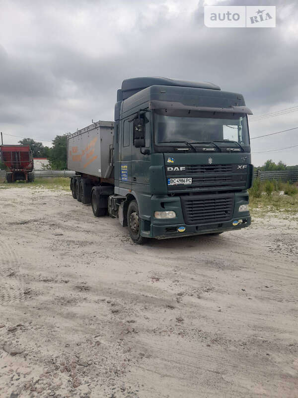 Тягач DAF XF 95 2006 в Буче