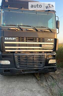 Контейнеровоз DAF XF 95 1999 в Раздельной