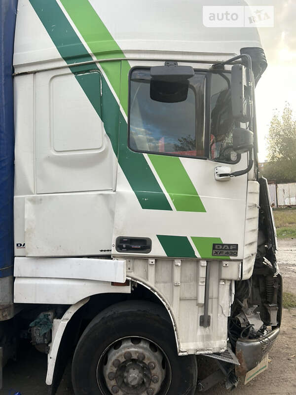 Тентованый DAF XF 95 2000 в Виннице