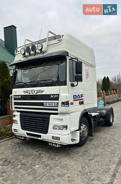 Тягач DAF XF 95 2003 в Дніпрі