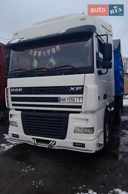 Тягач DAF XF 95 2004 в Мурафі