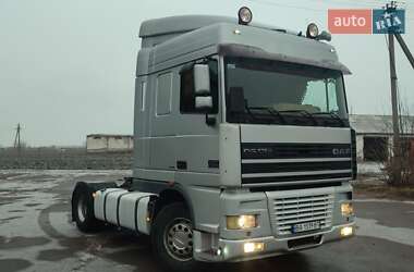 Тягач DAF XF 95 2001 в Благовіщенську