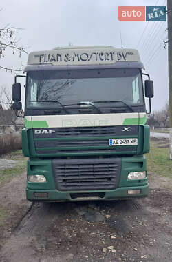 Зерновоз DAF XF 95 2004 в Покровському