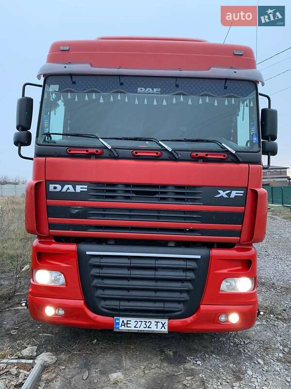 Тягач DAF XF 95 2006 в Дніпрі