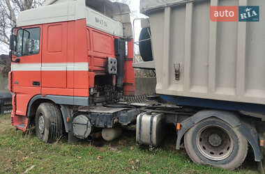 Зерновоз DAF XF 95 2003 в Маяках