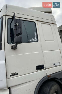 Тягач DAF XF 95 2004 в 
