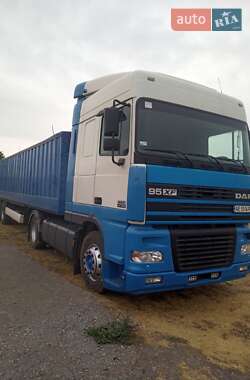 Тягач DAF XF 95 2000 в Кривому Розі