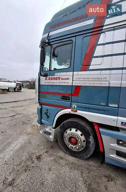Тягач DAF XF 95 2000 в 