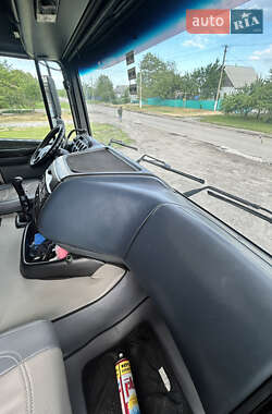 Тягач DAF XF 95 2001 в 