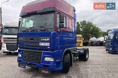 Тягач DAF XF 95 2000 в 