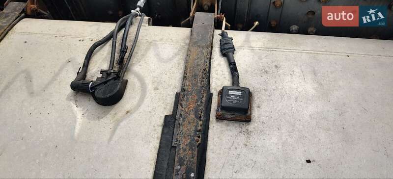 Тягач DAF XF 95 1998 в Харкові