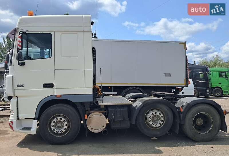 Тягач DAF XF 95 2005 в Дніпрі